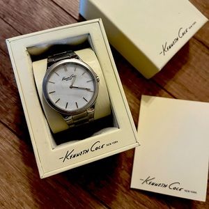 Kenneth Cole New York - Silver Watch